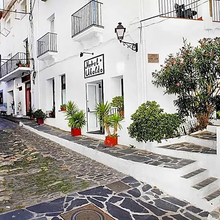 Ubaldo Hotel *